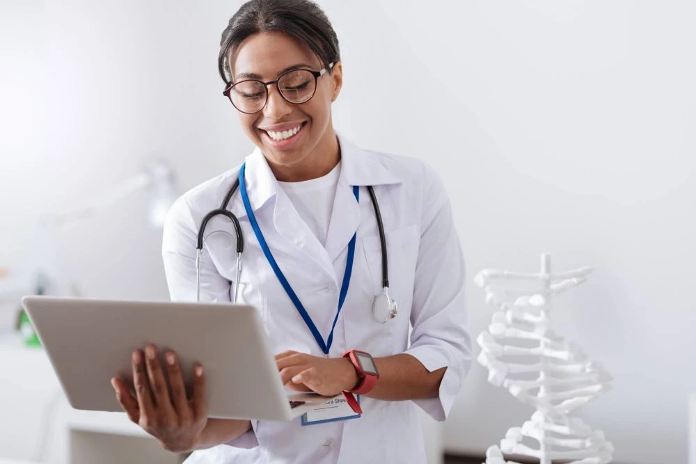 Os benefícios da avaliação de pacientes com tecnologia